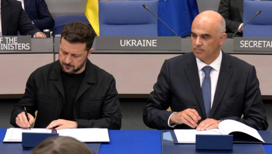 Україна і Рада Європи підписали угоду про створення спецтрибуналу щодо злочинів РФ і Путіна