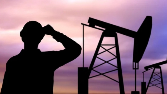 Західні санкції проти російської нафти створюють Кремлю все більше проблем, - Reuters