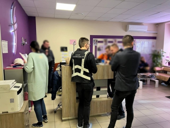 Від 50 до 70 тис. євро за дитину. В Україні викрили масштабну схему торгівлі немовлятами
