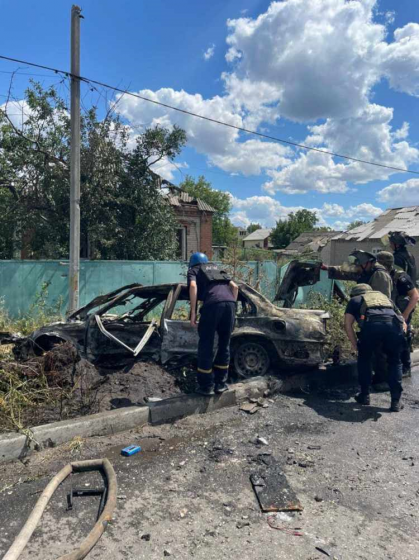 Рашисти знов вдарили по Слов&#039;янську: люди потрапили під завали 