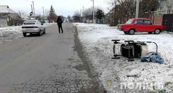 Пьяный водитель сбил стоявших на обочине беременную женщину с двухлетним малышом, - полиция Днепропетровщины