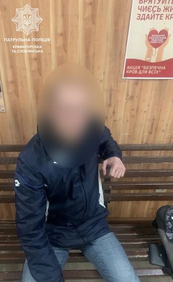 У Краматорську патрульні виявили та затримали особу у розшуку