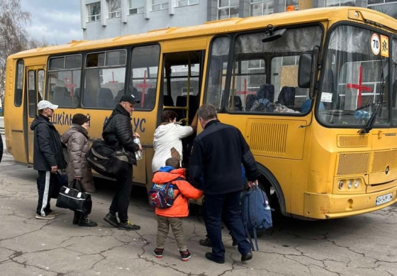 На минулому тижні з області до більш безпечних регіонів виїхало близько 300 дітей шкільного віку