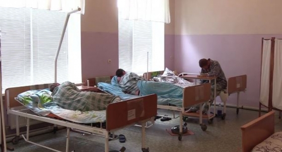 Главврач славянского наркодиспансера судится с Жебривским из-за медреформы (видео)