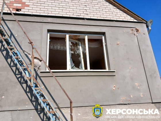 Окупанти вдарили по селу на Херсонщині, загинула жінка, серед поранених - три дитини, у дівчинки важкі ушкодження