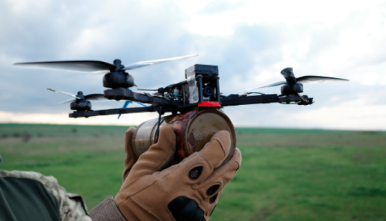 Британія і країни НАТО передадуть Україні 30 тисяч FPV-дронів