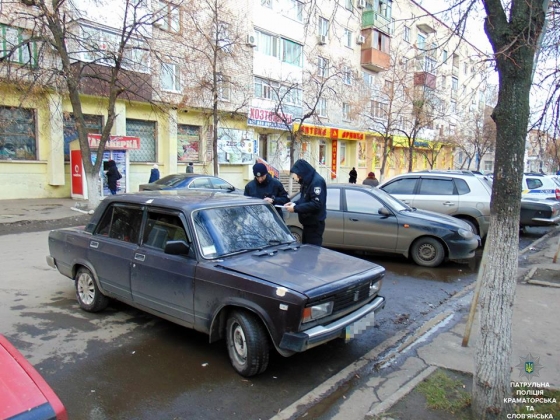 Патрульная полиция проверила парковки для людей с инвалидностью