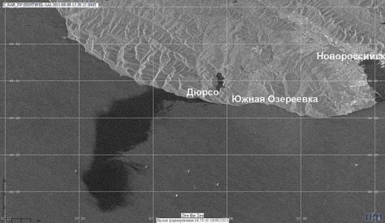 Россияне устроили разлив нефти в Черном море, площадь загрязнения - более 80 квадратных километров
