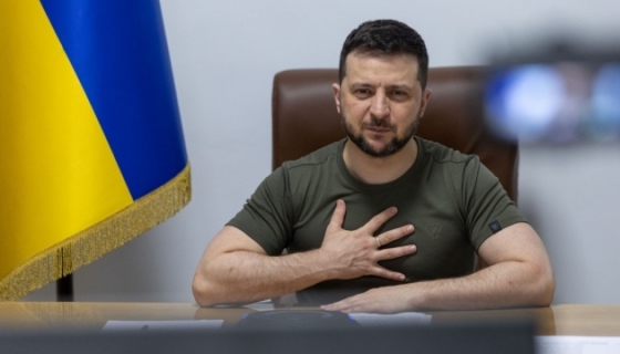 Зеленский рассказал парламенту Финляндии, как рф расстреляла гражданских на вокзале Краматорска.