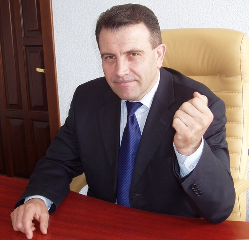 Горсовет Дружковки &quot;убедительно просит&quot; бюджетников подписать &quot;письмо&quot; в защиту мэра, подозреваемого в сепаратизме 