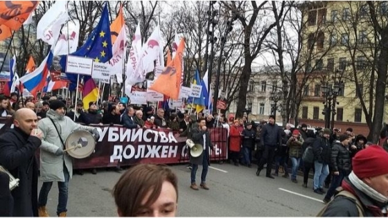 На акцию памяти Немцова в Москве вышли почти 22 тысячи человек
