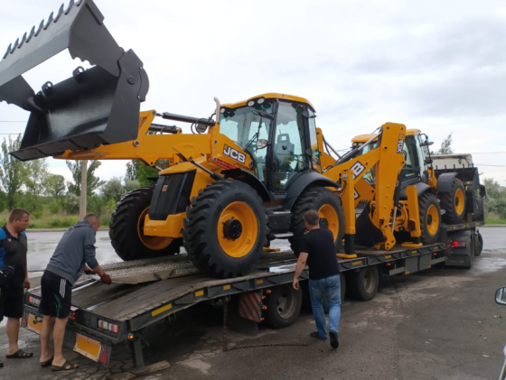 До громад області продовжують надходити екскаватори-навантажувачі JCB 4СХ SITEMASTER, що були придбані коштом обласного бюджету