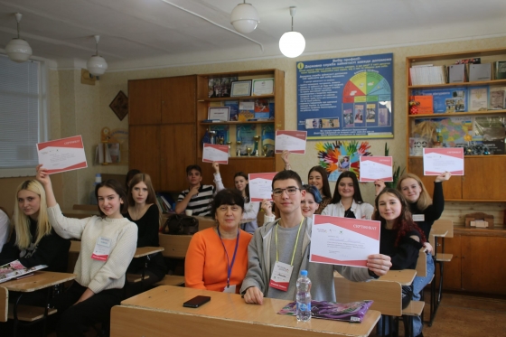 Школярка з Краматорську візьме участь у Всеукраїнських змаганнях з дебатів