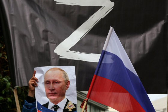 Припинення вогню заохотить Путіна, послабить Україну та призведе до подальших бойових дій, - Bloomberg