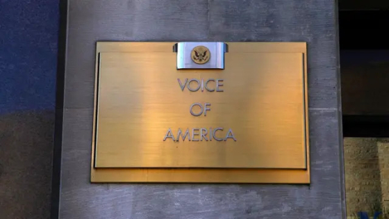 Суд зобов’язав адміністрацію Трампа відновити діяльність &quot;Голосу Америки&quot;
