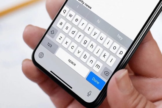 Ви неправильно друкуєте на iPhone 15 Plus! Топ 5 порад, які зроблять вас віртуозом клавіатури