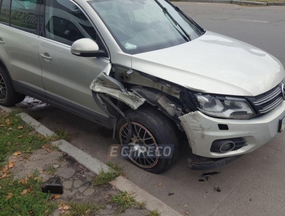 В Киеве на переходе внедорожник сбил насмерть молодую женщину 