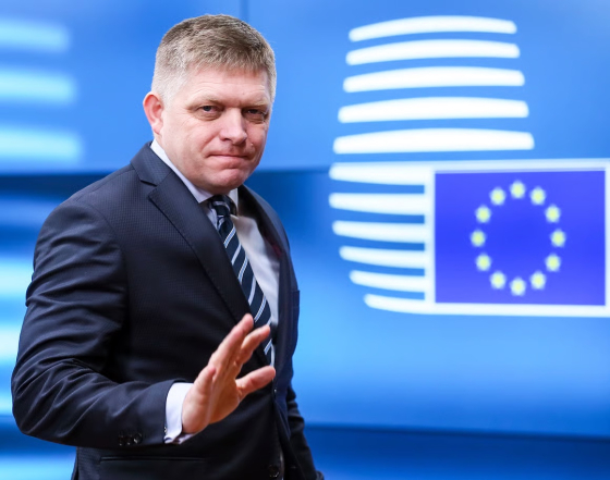 Фіцо звинуватив Зеленського у спробі підкупу: нібито пропонував 500 млн євро російських активів в обмін на підтримку членства України в НАТО, - Politico