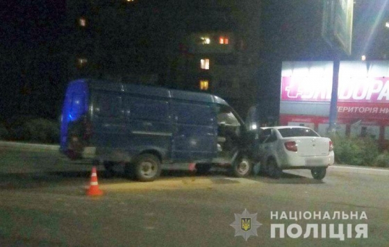 В Константиновке 4 человека пострадали в результате столкновения автомобилей &quot;Лада&quot; и &quot;Газель&quot;