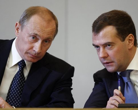 Портреты Путина и Медведева убрали из Ягеллонского университета