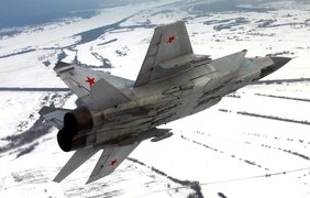 Россия разместит в Арктике истребители МиГ-31