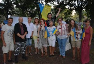 Флешмоб Незалежности: Украина &#039;&#039;оккупировала&#039;&#039; парк в Тель-Авиве