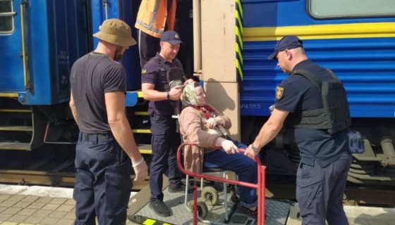 На Донеччині за добу рятувальники евакуювали 340 цивільних