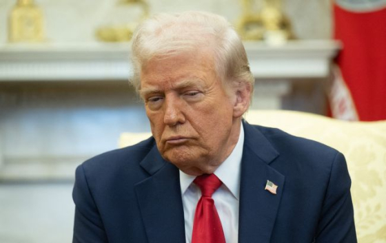 Трамп про витік у Signal: Можливо, хтось просто випадково облажався