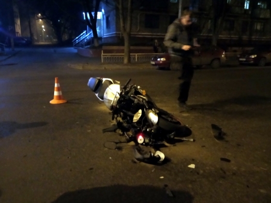 В центре Краматорска произошло ДТП: водитель мотоцикла госпитализирован