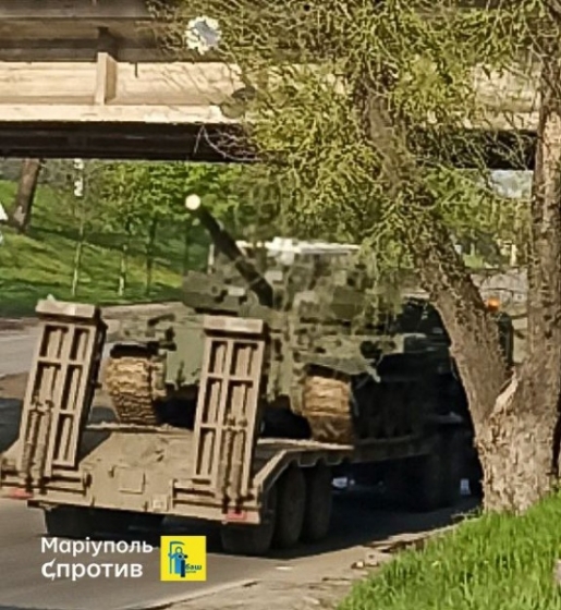 Танки, вантажівки й &quot;Тигри&quot;: в Маріуполі дві доби фіксують рух техніки окупантів