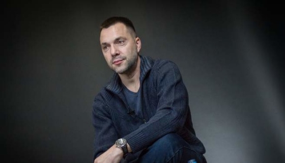 Арестович: Задержанные диверсанты подтверждают, что их задача — уничтожить представителей власти Украины