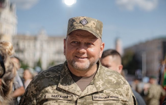 Залужний: потрібні люди, боєприпаси та зброя, а кого держава буде призивати - не моя компетенція
