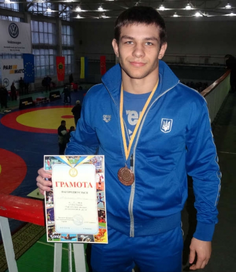 Краматорчанин привез бронзу с чемпионата Украины по греко-римской борьбе 