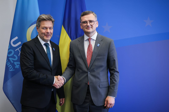 Кулеба і віцеканцлер ФРН Габек обговорили допомогу Німеччини у відновленні пошкодженої енергетичної системи України