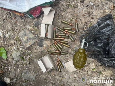 55-річний мешканець Краматорська намагався зробити кар&#039;єру збувальника боєприпасів