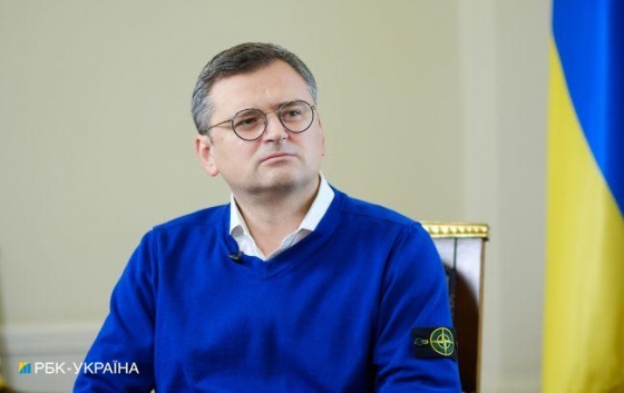 Кулеба зустрінеться з главами МЗС ЄС через проблеми з постачанням снарядів Україні, - Вloomberg