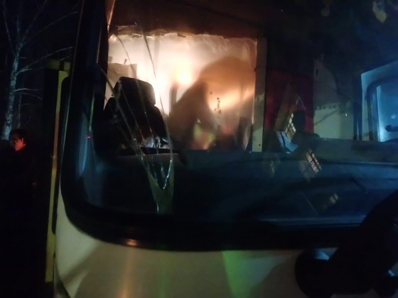 Разбили окна автобуса и забросали съемочную группу камнями, - журналист Махов о протестах в Новых Санжарах