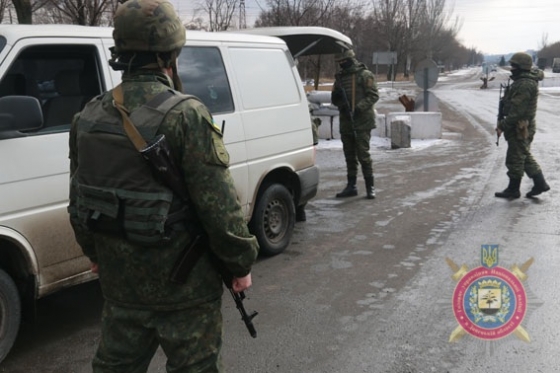 Начальник главка полиции запретил ввоз на территорию Донецкой области зарегистрированного оружия 