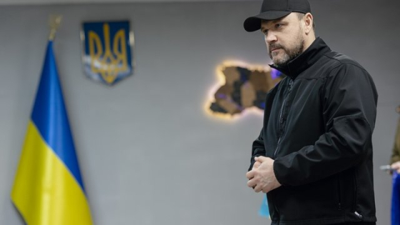 Якщо ми демобілізуємо людей, то в нас &quot;просяде фронт&quot;. Ми зараз маємо оновити боєздатність підрозділів, - глава МВС Клименко