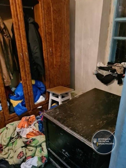 В Волновахском районе расследуют факт смерти двух детей, найденных закрытыми в комоде