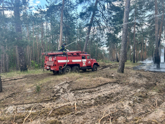 У лісі під Лиманом ворог завдав прицільного удару по рятувальникам