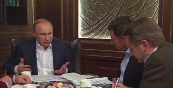 Путин заявляет, что Конституционная реформа в Украине должна проводиться при открытой для войск РФ границе