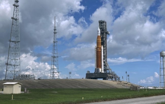 NASA сьогодні вперше за півстоліття запустить місію на Місяць: трансляція