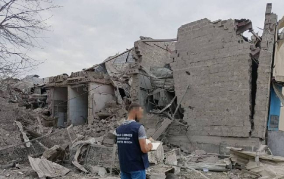 Росія скинула авіабомбу на будинки у Донецькій області: є травмовані