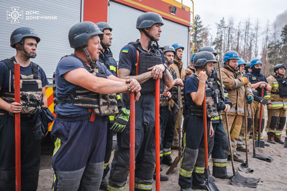 Масштабну лісову пожежу на території НПП «Святі гори» ліквідовано