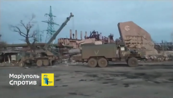 Росіяни почали розчистку для будівництва укріплень поблизу &quot;Азовсталі&quot;, - Андрющенко (відео)