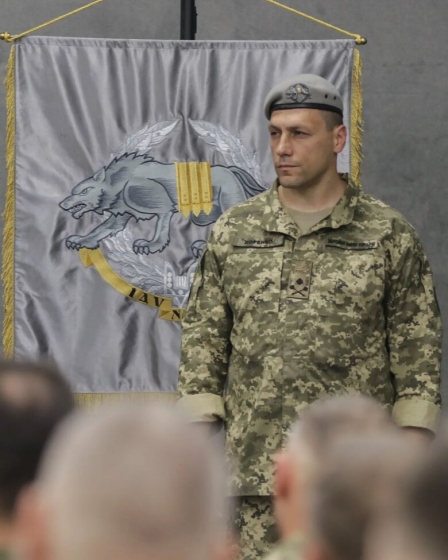 Зеленський представив особовому складу нового командувача ССО Хоренка