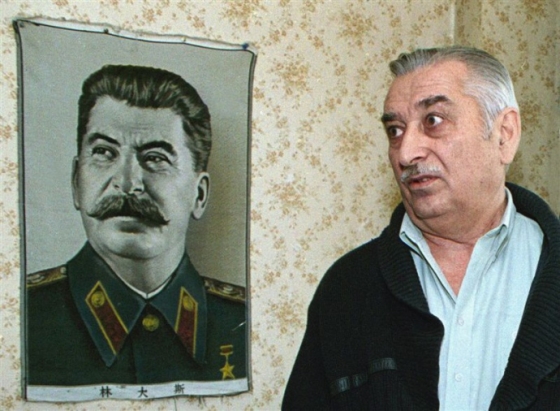 Внук Сталина умер на улице