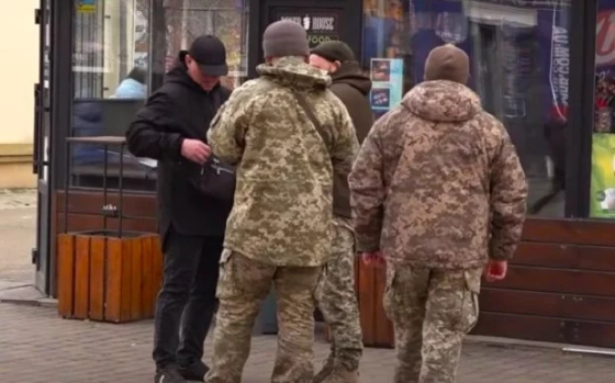 Працівників ТЦК побили чоловіки під час перевірки документів на Рівненщині
