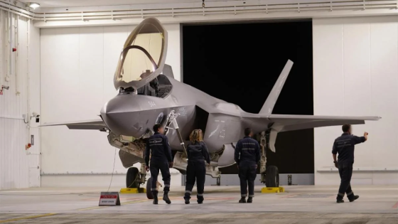 Ізраїль тепер має модифікований винищувач F-35, який може бомбити Іран без дозаправки, - ЗМІ
